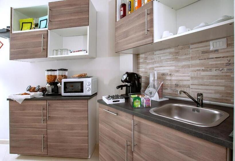 스탠다드 룸 킹사이즈 침대, B&b Relax In Pompei