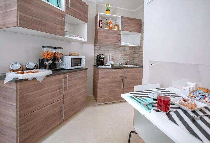 스탠다드 룸 킹사이즈 침대, B&b Relax In Pompei