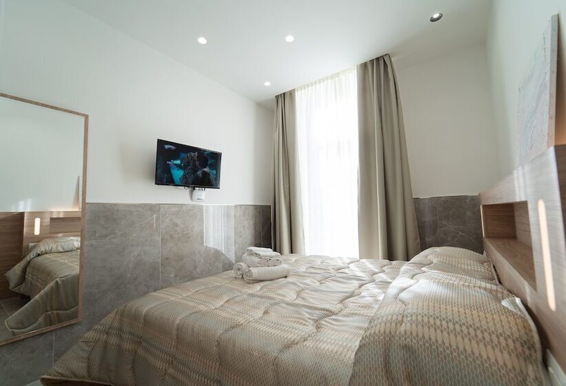 Deluxe Room, Hg Boutique Toledo, Napoli Centro, By Clapa Group