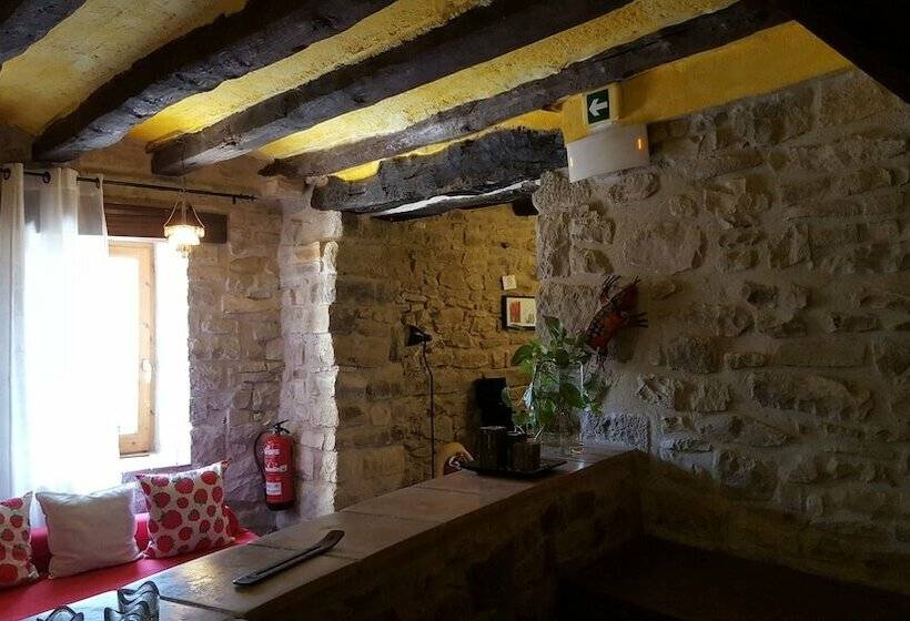 Дом 2 Спальни, Les Cavallerisses Turisme Rural