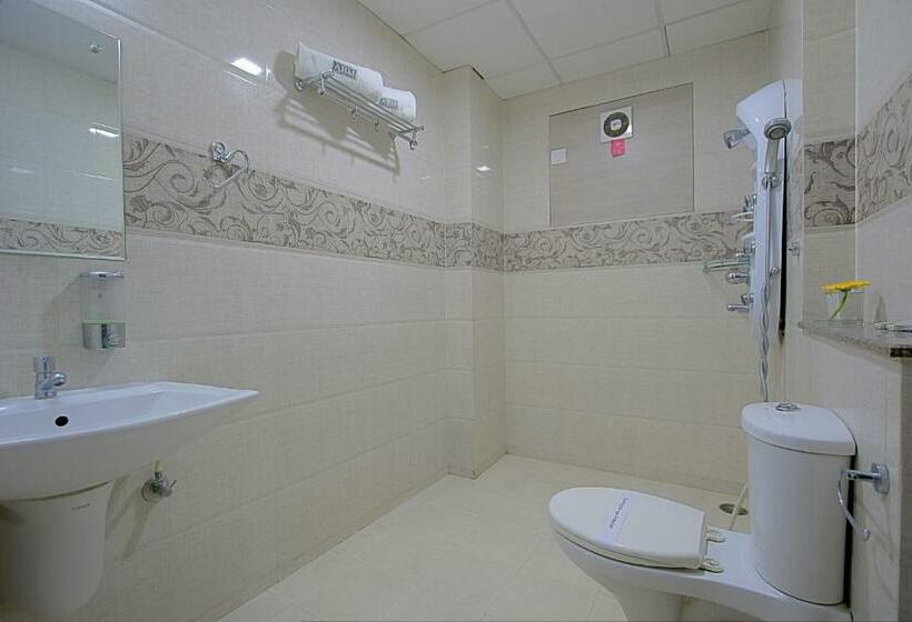 إستديو عائلى, Abm Express Inn