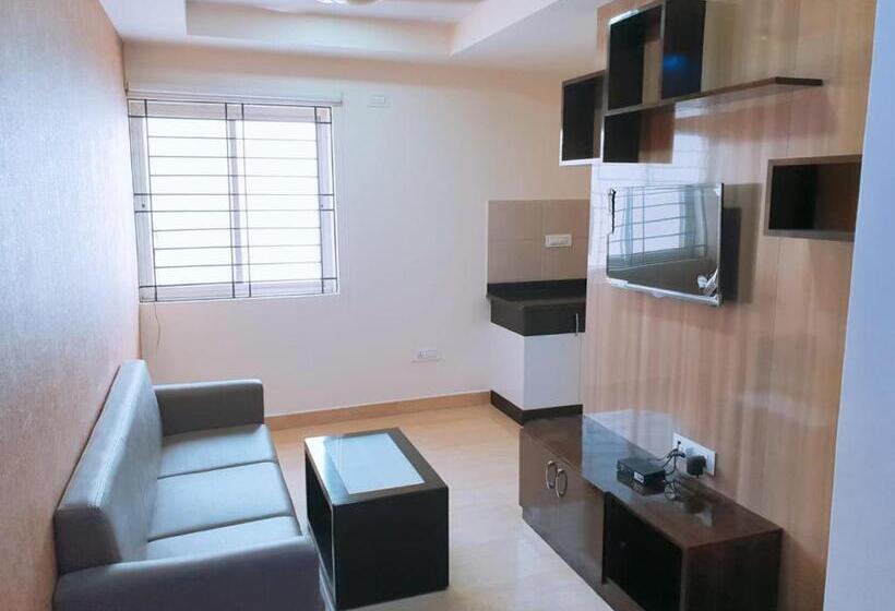 إستديو عائلى, Abm Express Inn