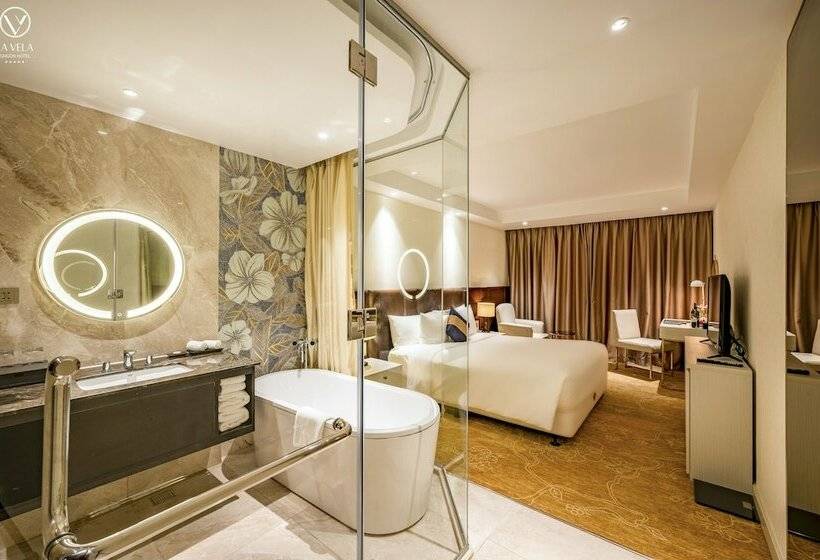 اتاق سوپریور, La Vela Saigon