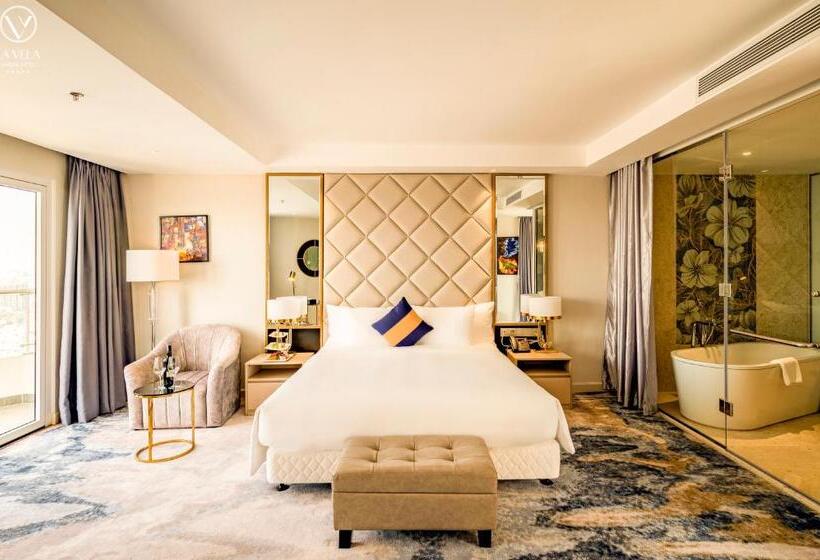 اتاق لوکس, La Vela Saigon