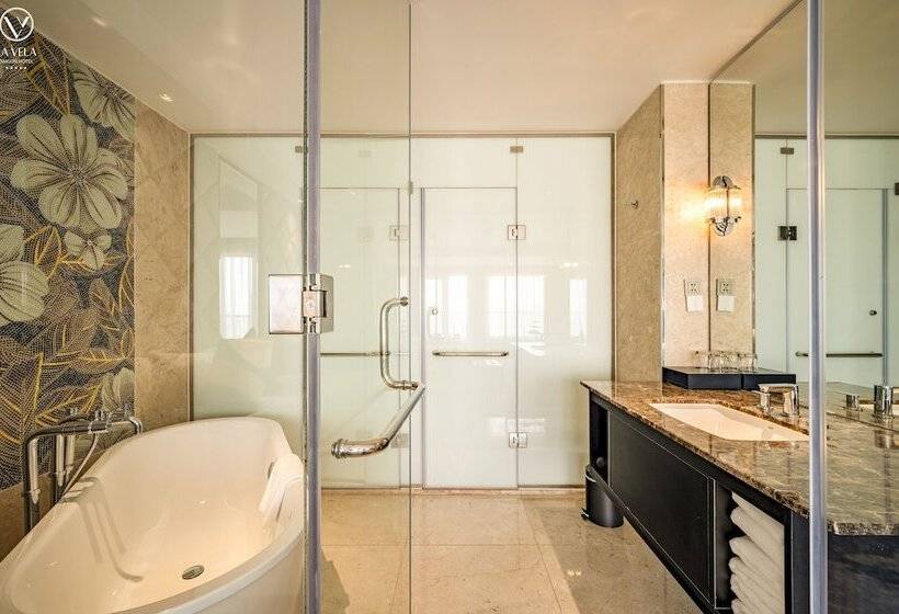 اتاق لوکس, La Vela Saigon