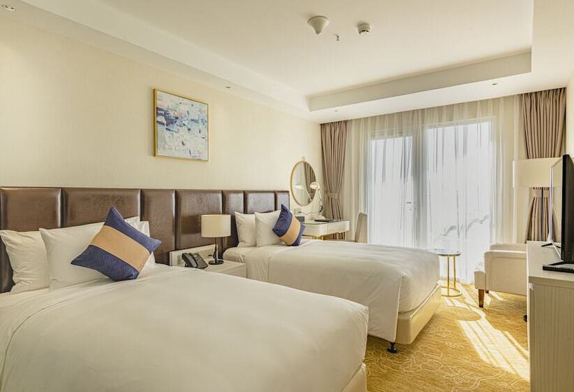 اتاق لوکس, La Vela Saigon