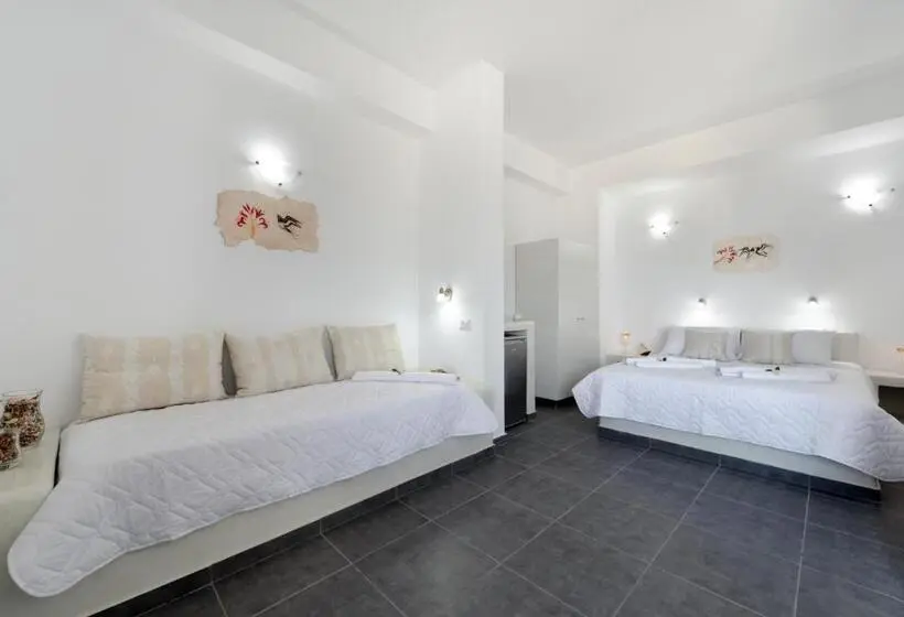 سوییت لوکس, Pancratium Villas & Suites