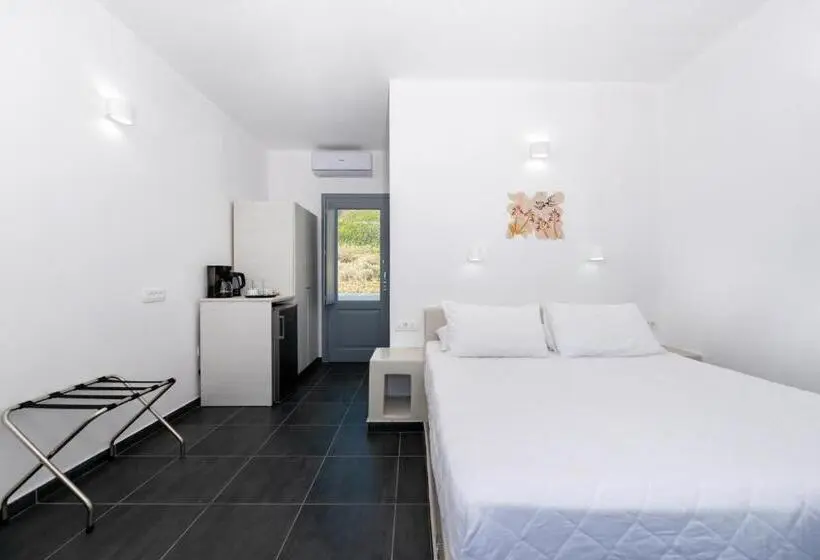 اتاق استاندارد با چشم‌انداز دریا, Pancratium Villas & Suites