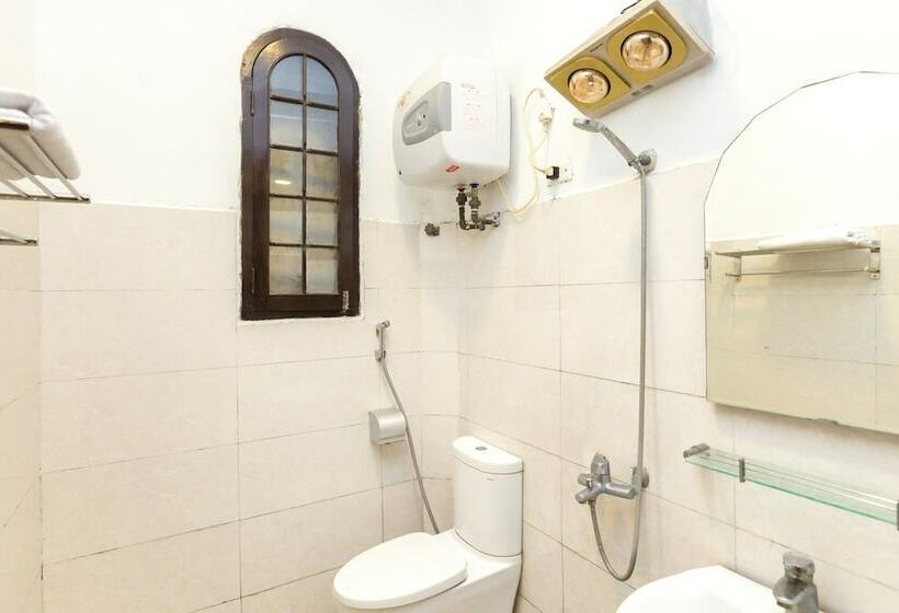 اتاق استاندارد یک نفره, Chikoo Homestay Spot On