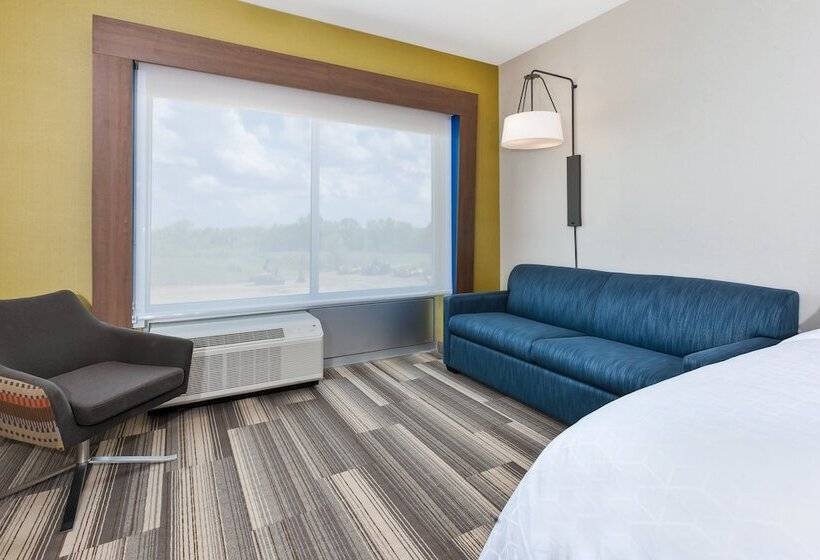 جناح, Holiday Inn Express & Suites   Grand Rapids Airport   South, An Ihg