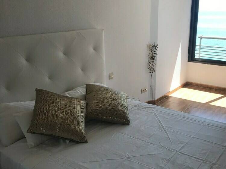 침실 2개 바다 전망 아파트, First Line Beach Apartment Alicante