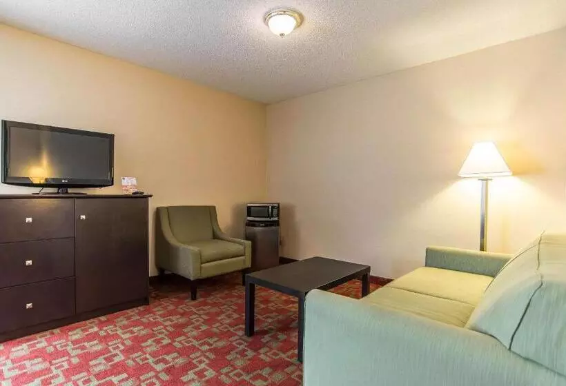 キングサイズベッドのスタンダードルーム, Quality Inn Shelburne Burlington