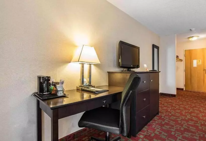 バルコニー付きスタンダードルーム, Quality Inn Shelburne Burlington