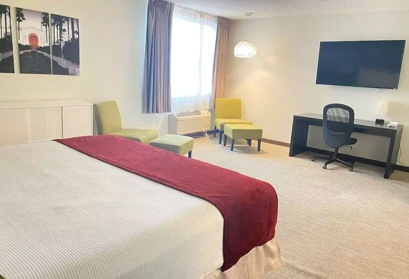 سوییت, Redac Gateway Hotel Torrance