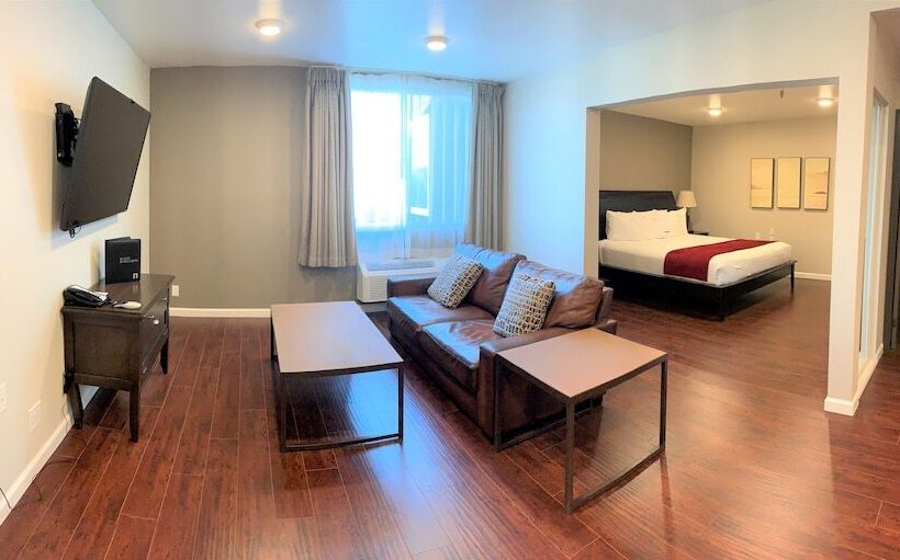 جناح إدارى, Redac Gateway Hotel Torrance