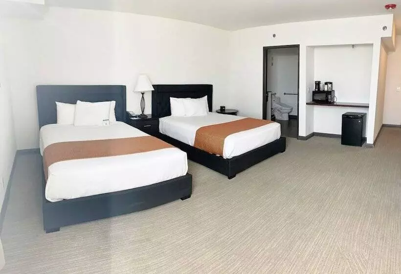 اتاق دلوکس مخصوص معلولین, Redac Gateway Hotel Torrance