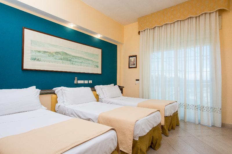 جناح إدارى, Redac Gateway Hotel Torrance