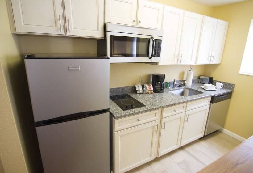 スイート, Dulles Suites