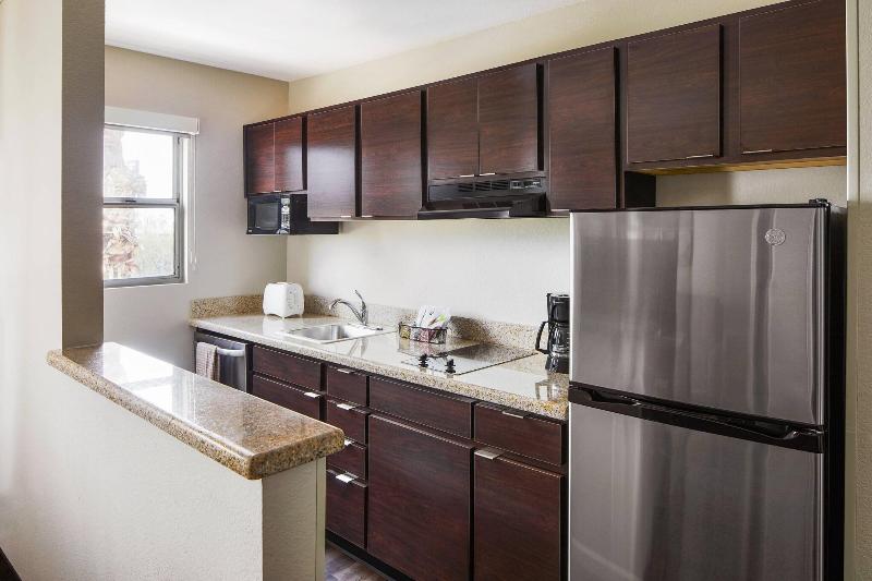 스위트, Towneplace Suites Tempe At Arizona Mills Mall