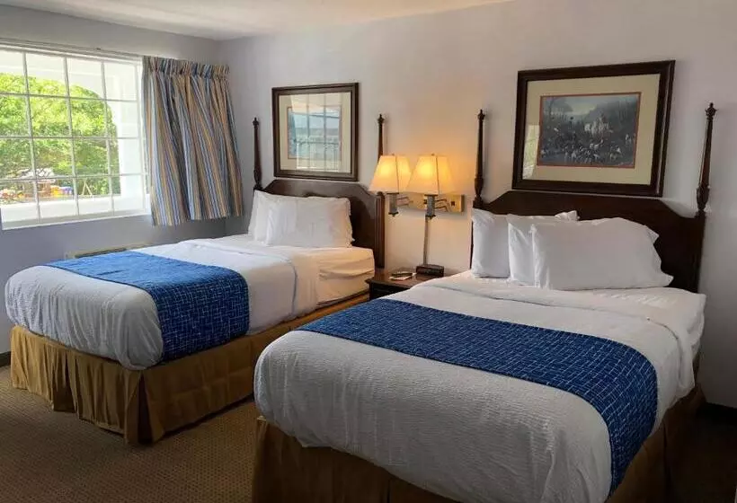 デラックスルーム, Travelodge By Wyndham Cape Cod Area