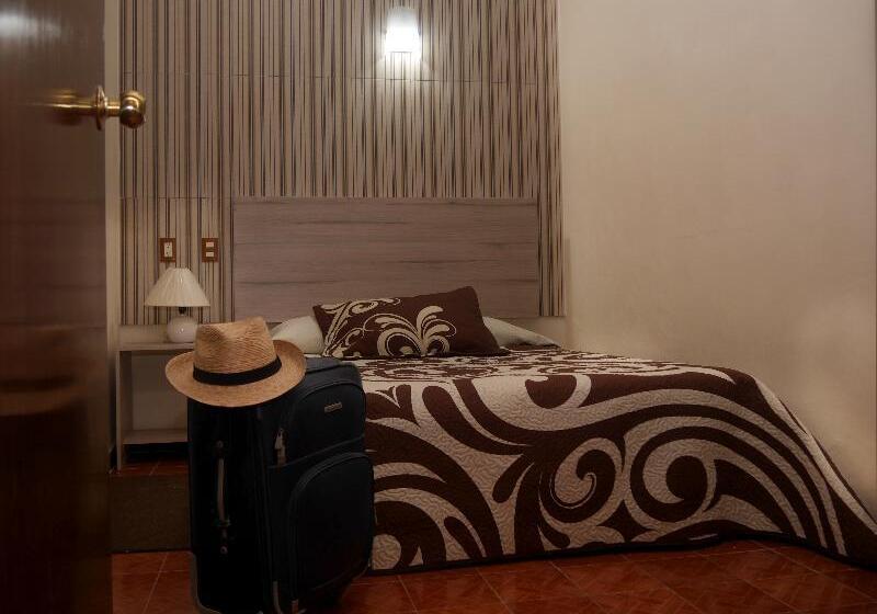 غرفة قياسية سرير كينج, Thunderbird Motel Hillsboro