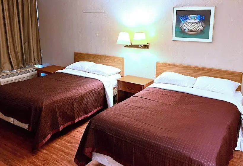 ２ダブルベッドのスタンダードルーム, Thunderbird Motel Hillsboro