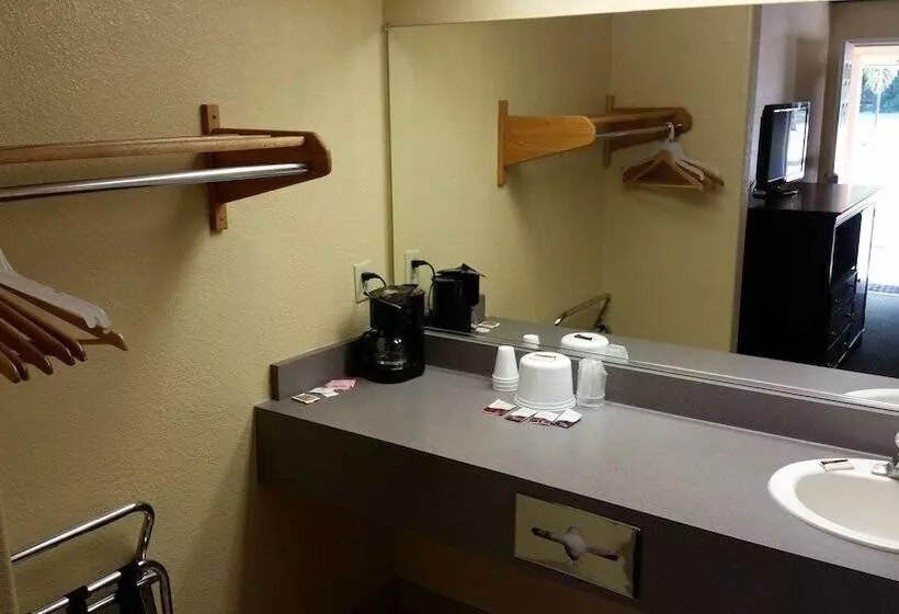 اتاق استاندارد با 2 تخت دوبل, Town House Motel