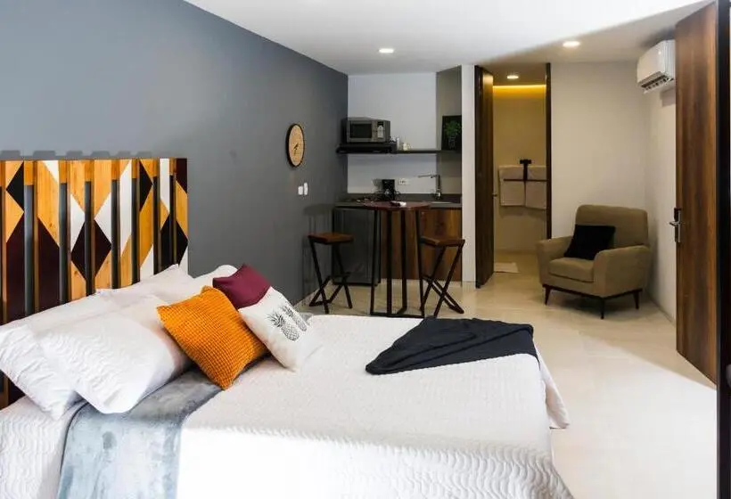 اتاق استاندارد سه نفره, Kapital Suites