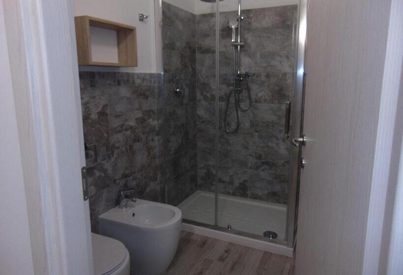 디럭스 룸, Mio & Tuyo