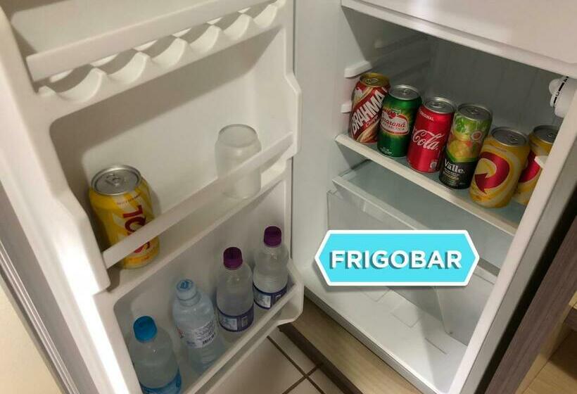 スタンダード４人部屋, Palace Hotel Guaíra