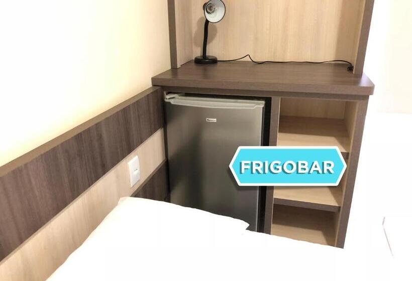 デラックストリプルルーム, Palace Hotel Guaíra