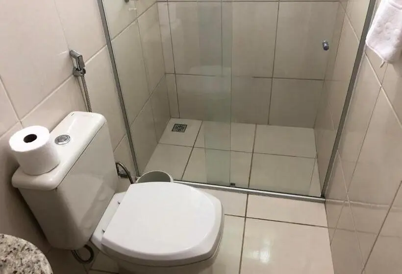 デラックスの４人部屋, Palace Hotel Guaíra