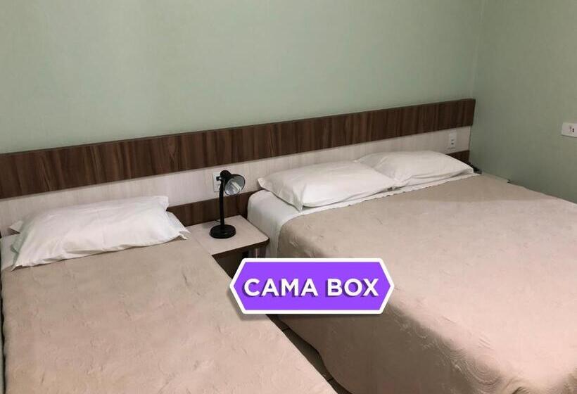패밀리 룸, Palace Hotel Guaíra