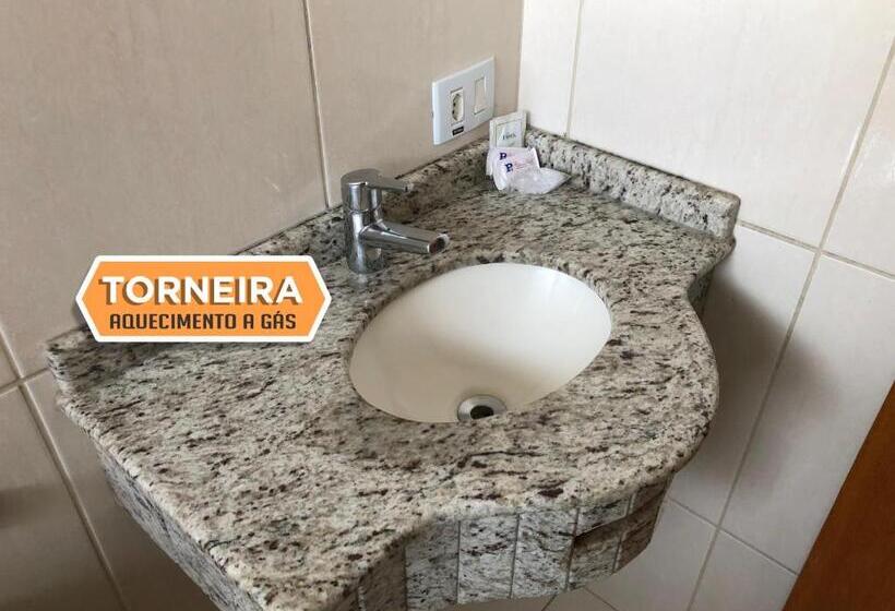 スタンダード４人部屋, Palace Hotel Guaíra