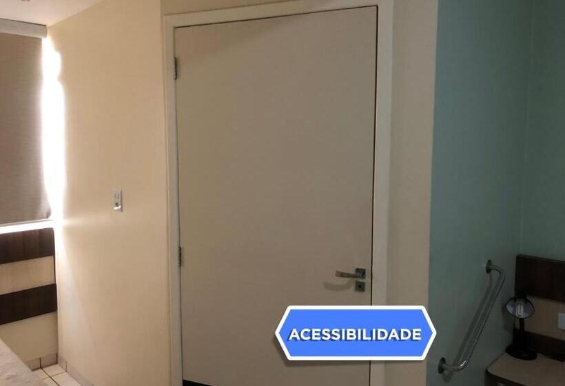 スタンダードトリプルルーム, Palace Hotel Guaíra