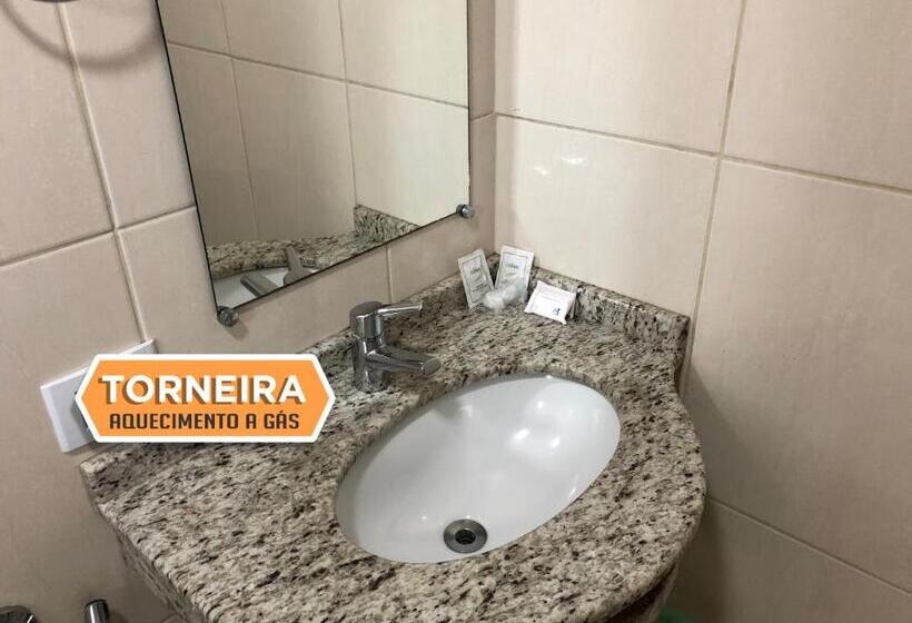 スタンダードトリプルルーム, Palace Hotel Guaíra