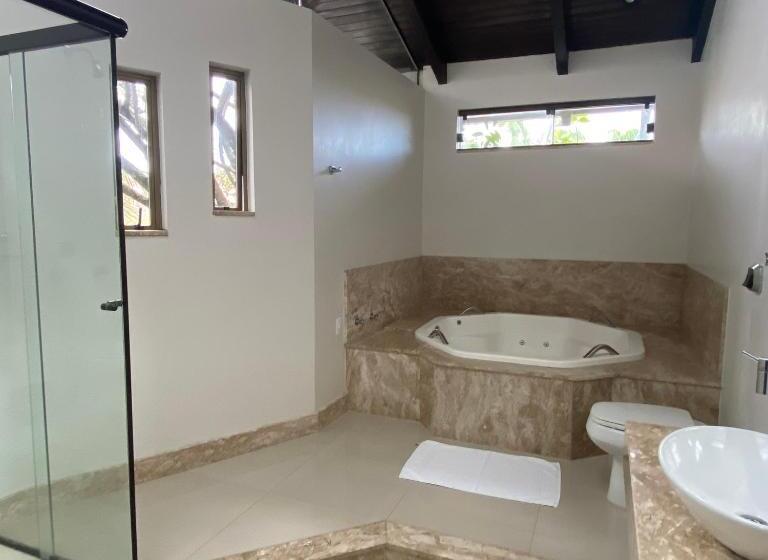 غرفة ديلوكس مزوَّدة بجاكوزي, Pousada Casa Da Praia