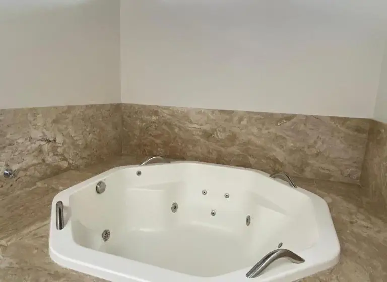 バスタブ付きデラックスルーム, Pousada Casa Da Praia