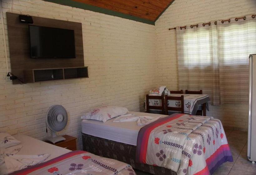 スタンダードトリプルルーム, Pousada Ecológica Rio Do Peixe