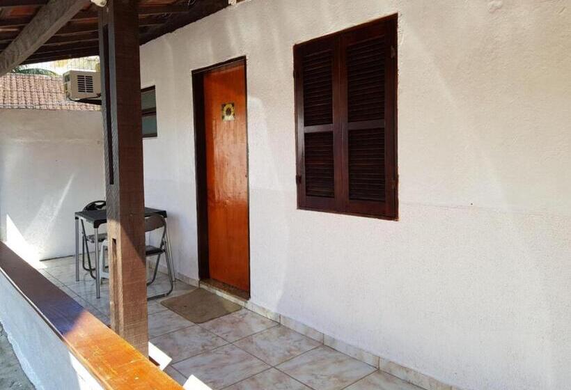 スタンダードスタジオ, Villa Garden   Suites