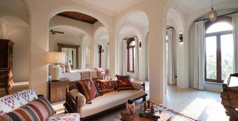 سوییت, Kahani Paradise