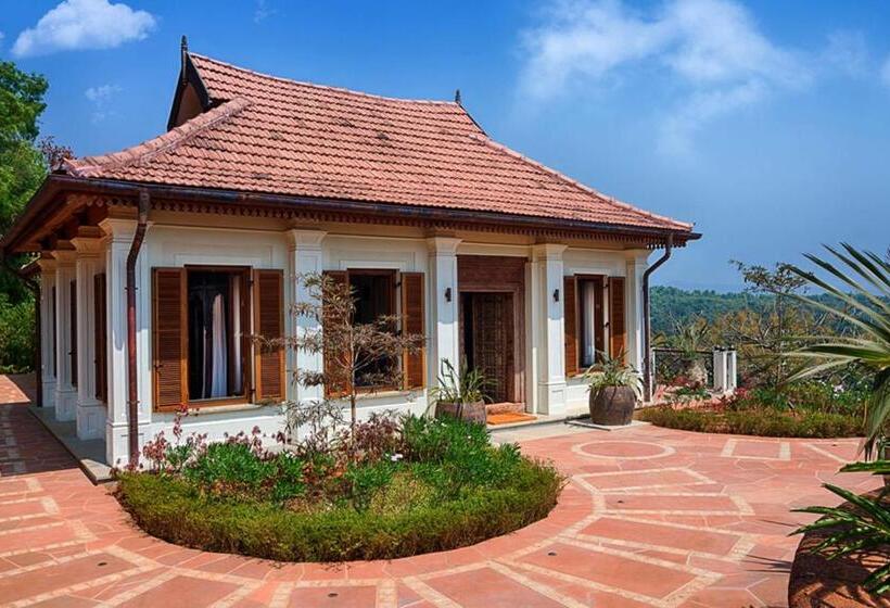 سوییت با چشمانداز دریا, Kahani Paradise