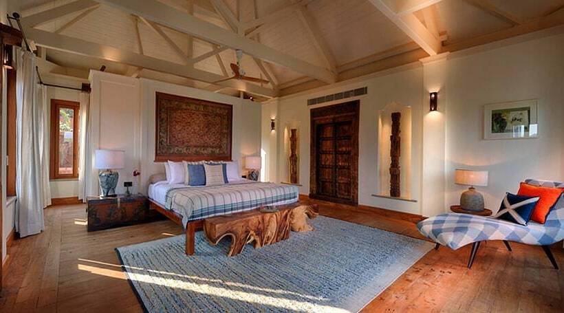 سوییت با چشمانداز دریا, Kahani Paradise