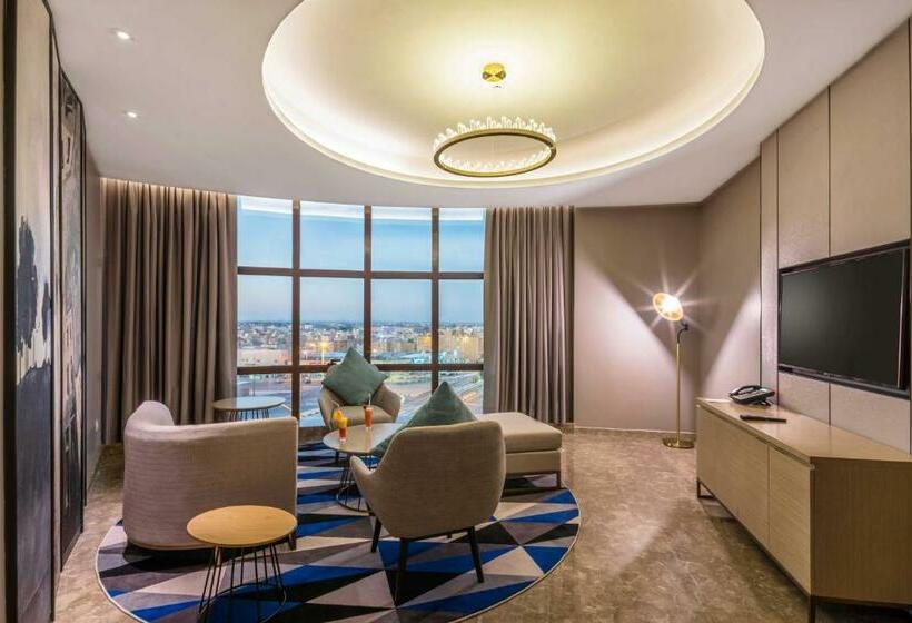 سوییت جونیور, Aber Unayzah