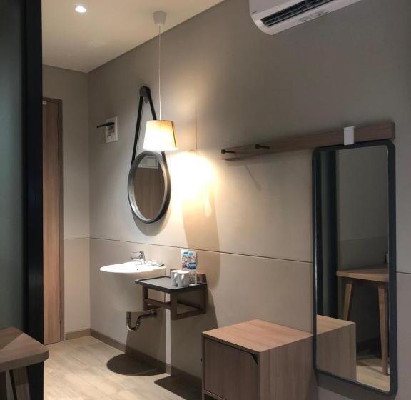 Quarto standard, Citrip Hotel Simpang Lima