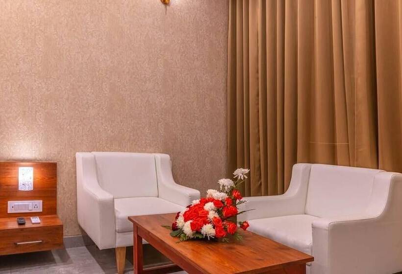 Номер Deluxe, Savitri Resorts