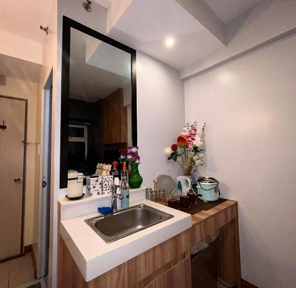 استودیوی استاندارد, Reddoorz Plus @ Urban Deca Tower Edsa 2