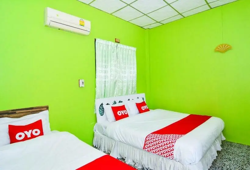 اتاق لوکس سه تخته, Pattaraporn Hotel By Oyo Rooms