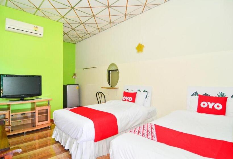 Номер Стандарт, Pattaraporn Hotel By Oyo Rooms