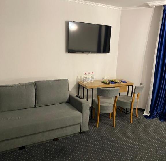 스탠다드 룸 킹사이즈 침대, Grofa Apartments